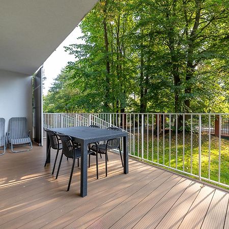 Apartamentyprzymorzu 010 Z Basenem Tarasem I Ogrodkiem Kolobrzeg Luaran gambar
